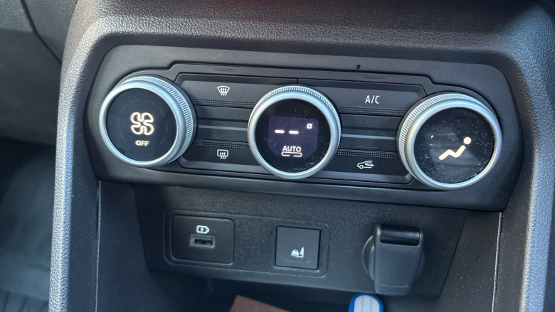 Dacia Jogger 1.0 TCe Extreme 5dr Petrol Estate